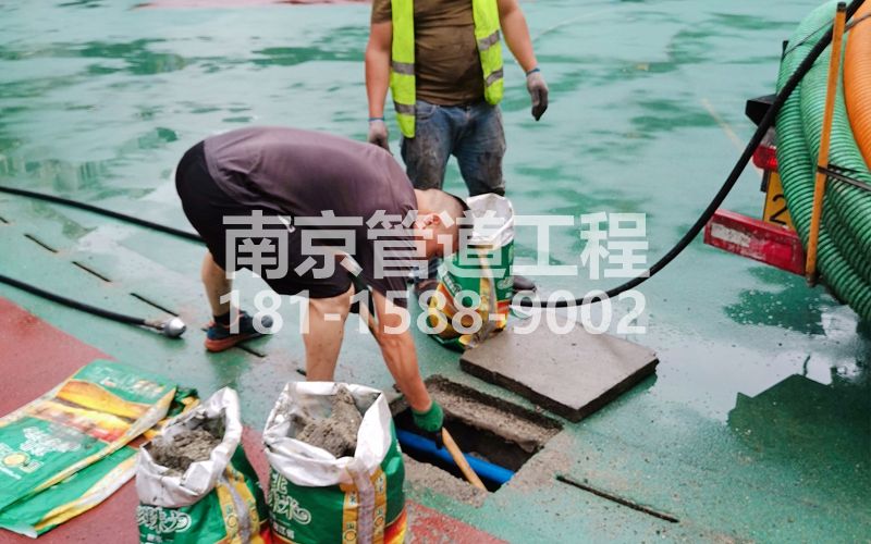 218乐山路管道清淤